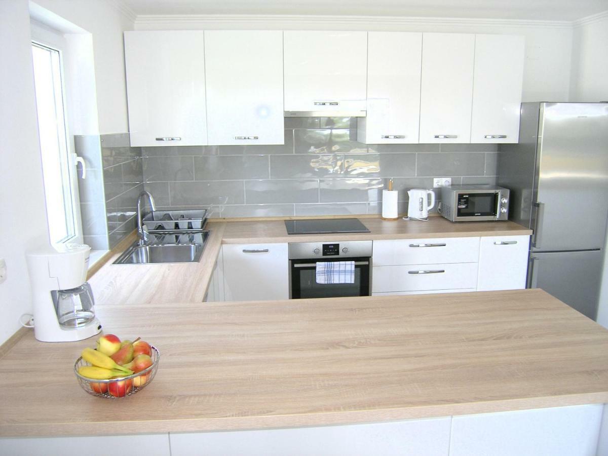 Apartmani Krajinovic Krk Town Εξωτερικό φωτογραφία