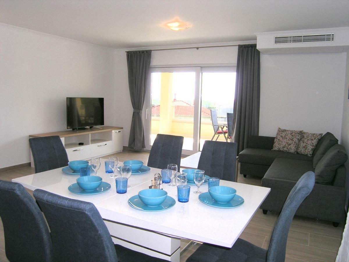 Apartmani Krajinovic Krk Town Εξωτερικό φωτογραφία