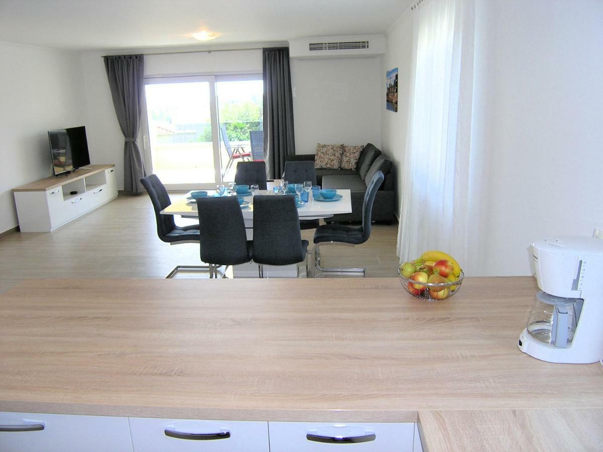 Apartmani Krajinovic Krk Town Εξωτερικό φωτογραφία