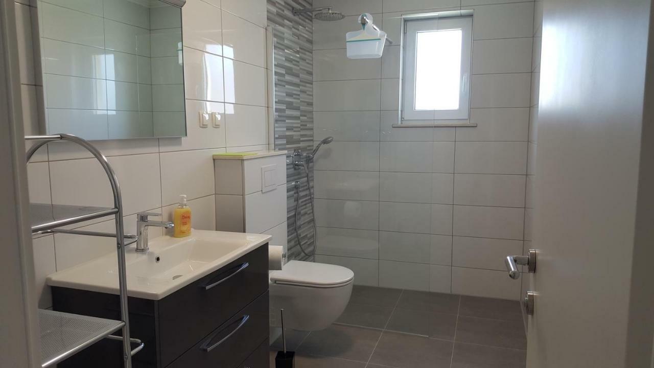 Apartmani Krajinovic Krk Town Εξωτερικό φωτογραφία